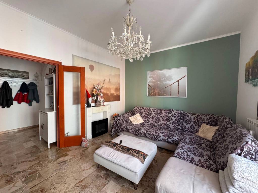 appartamento in vendita a Genova in zona Marassi