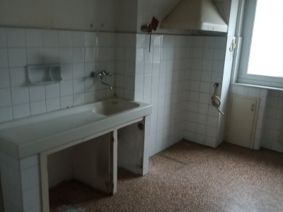 appartamento in vendita a Genova in zona Molassana