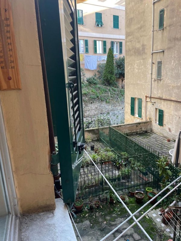 appartamento in vendita a Genova in zona Sampierdarena