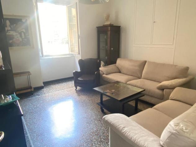 appartamento in vendita a Genova in zona Quarto dei Mille