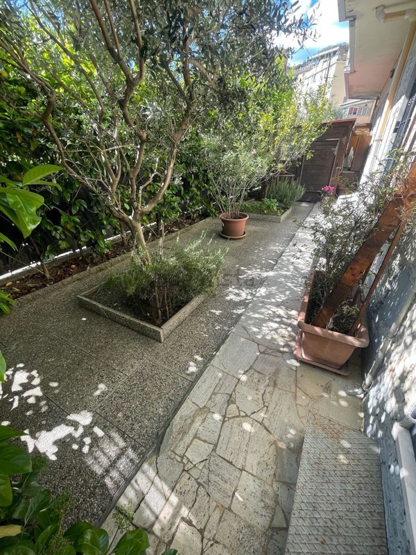 appartamento in vendita a Genova