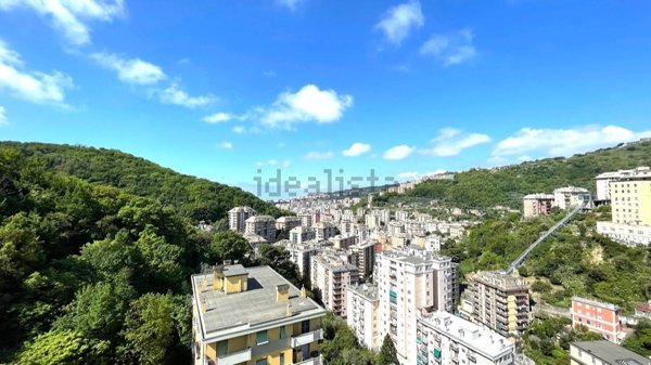 appartamento in vendita a Genova in zona Quezzi
