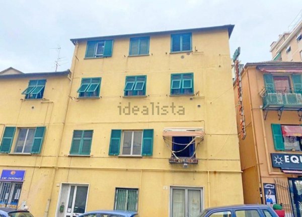 appartamento in vendita a Genova in zona Quezzi