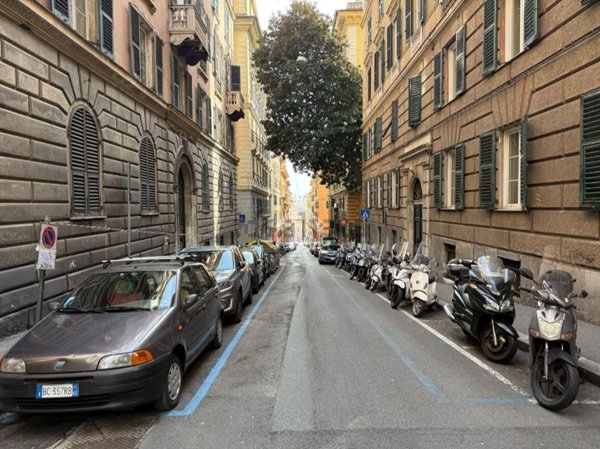 appartamento in vendita a Genova in zona Castelletto
