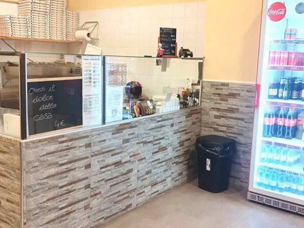 negozio in vendita a Genova in zona Marassi