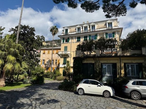 appartamento in vendita a Genova in zona Nervi