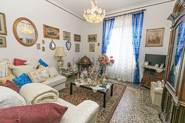 appartamento in vendita a Genova in zona Certosa