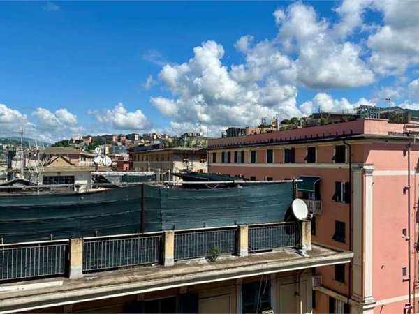 appartamento in vendita a Genova in zona Certosa