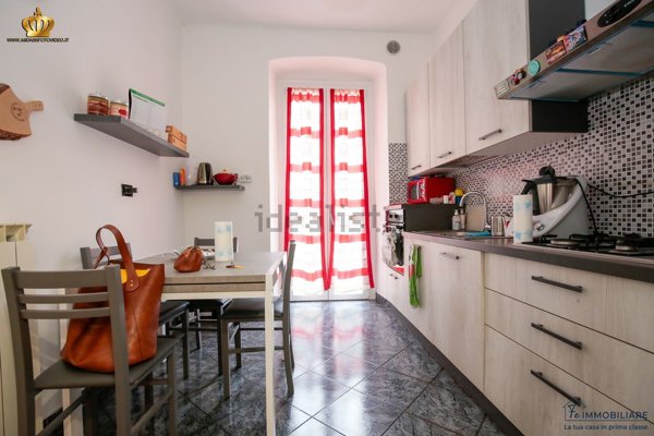 appartamento in vendita a Genova in zona Quezzi