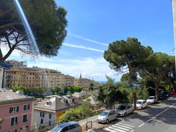 appartamento in vendita a Genova in zona Castelletto