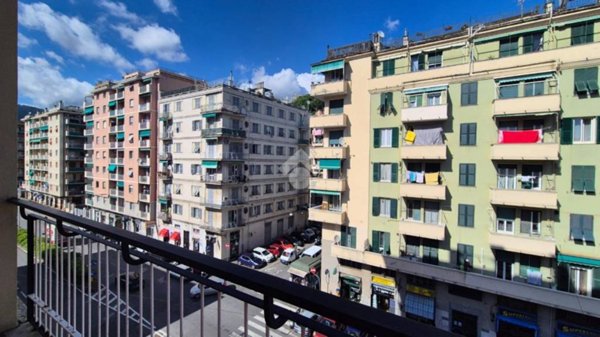 appartamento in vendita a Genova in zona Marassi