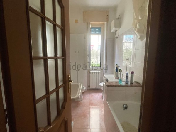 appartamento in vendita a Genova in zona Pegli