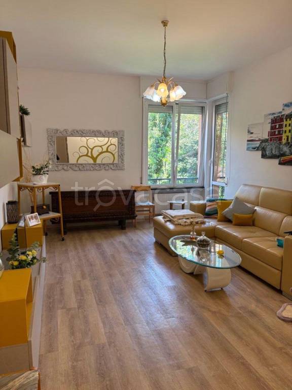 appartamento in vendita a Genova in zona Marassi
