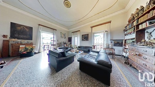appartamento in vendita a Genova in zona Castelletto