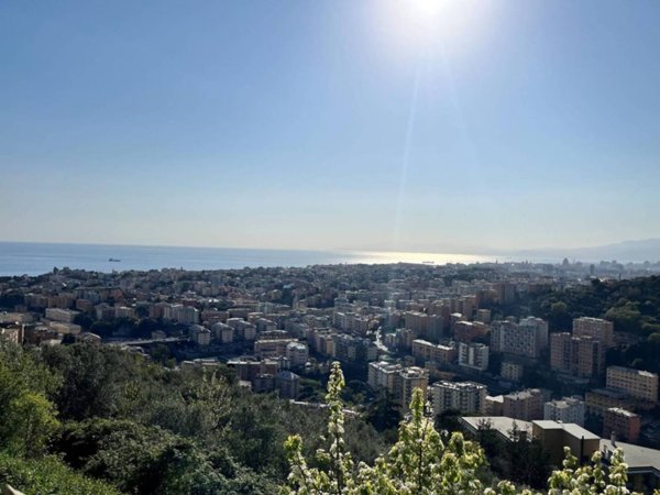 casa semindipendente in vendita a Genova in zona Apparizione