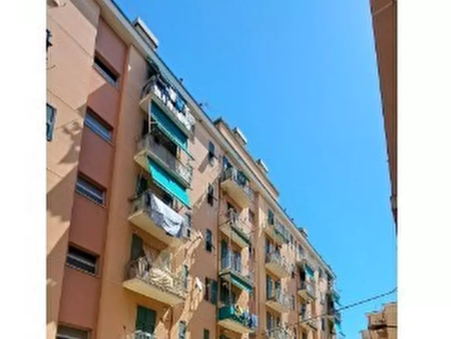 appartamento in vendita a Genova in zona Palmaro / Pra'