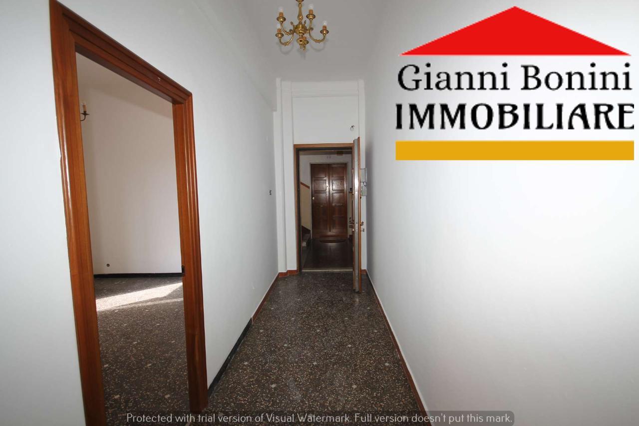 appartamento in vendita a Genova in zona Certosa