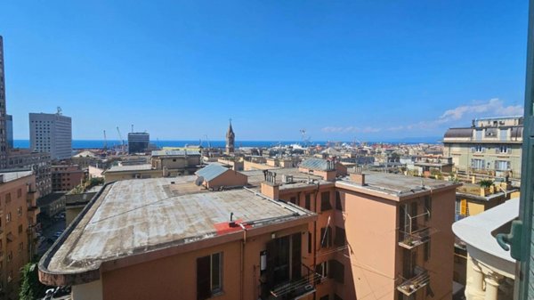 appartamento in vendita a Genova in zona Sampierdarena