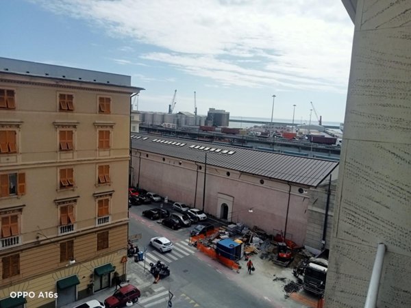 appartamento in vendita a Genova in zona Sampierdarena