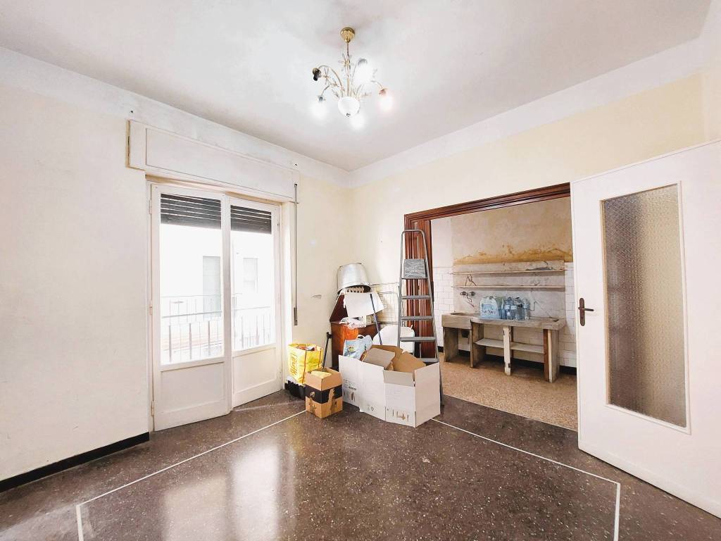 appartamento in vendita a Genova in zona Sampierdarena