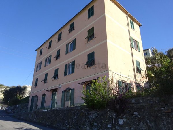 appartamento in vendita a Genova in zona Lagaccio / Granarolo