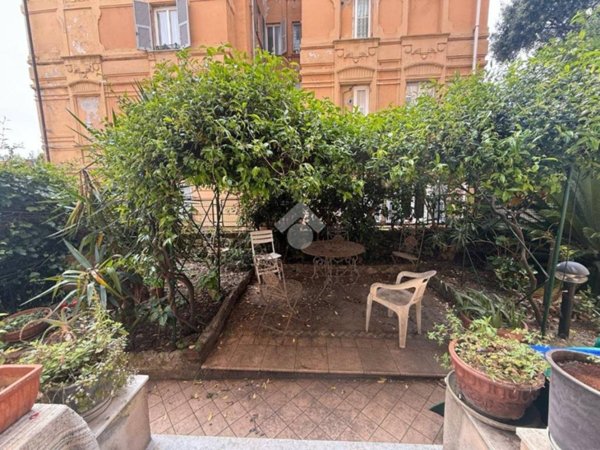 appartamento in vendita a Genova in zona Castelletto