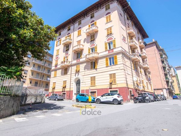appartamento in vendita a Genova in zona Cornigliano