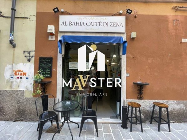 negozio in vendita a Genova in zona Sampierdarena