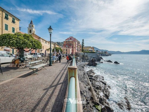 appartamento in vendita a Genova in zona Nervi