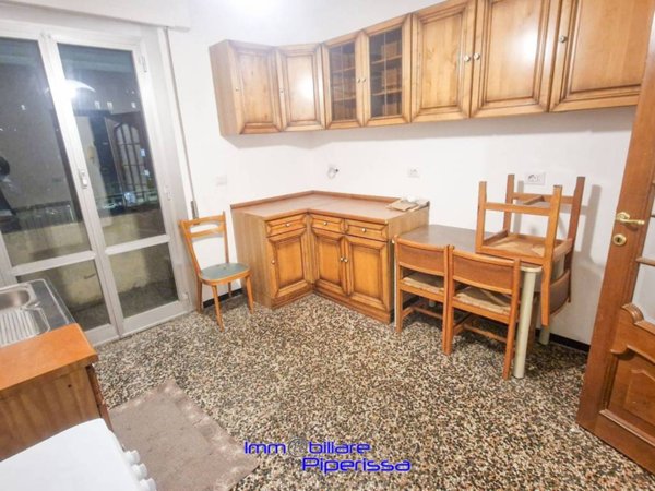 appartamento in vendita a Genova in zona Molassana