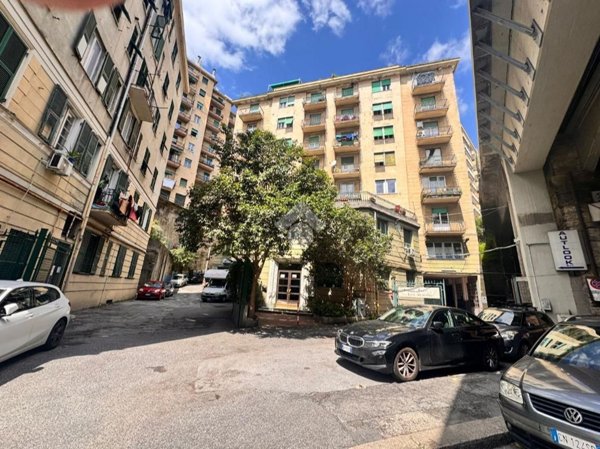 appartamento in vendita a Genova in zona Sampierdarena