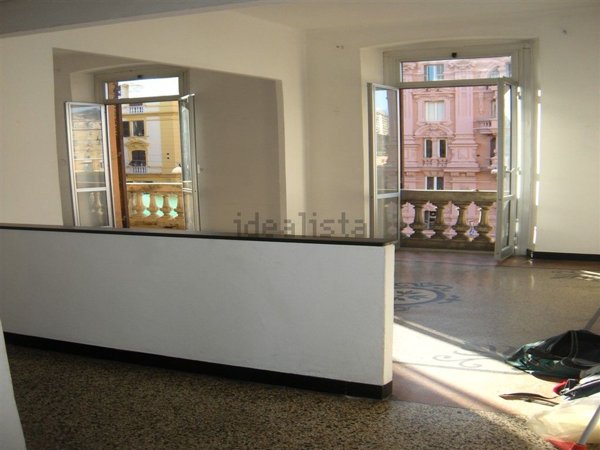 appartamento in vendita a Genova in zona Foce