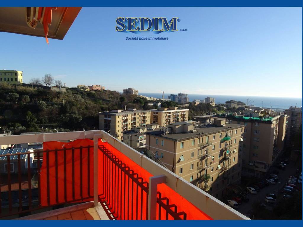 appartamento in vendita a Genova in zona Sampierdarena
