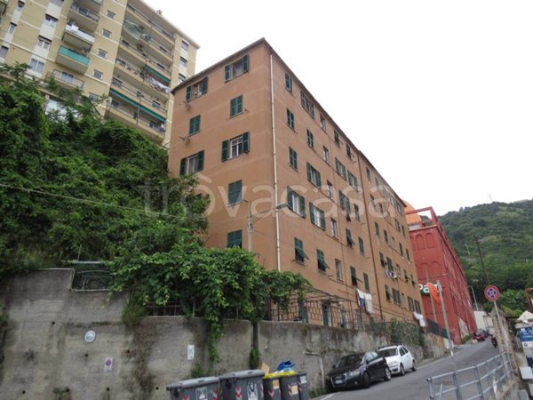 appartamento in vendita a Genova in zona Lagaccio / Granarolo
