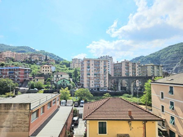 appartamento in vendita a Genova in zona Struppa