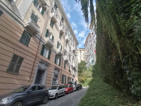 appartamento in vendita a Genova in zona Castelletto