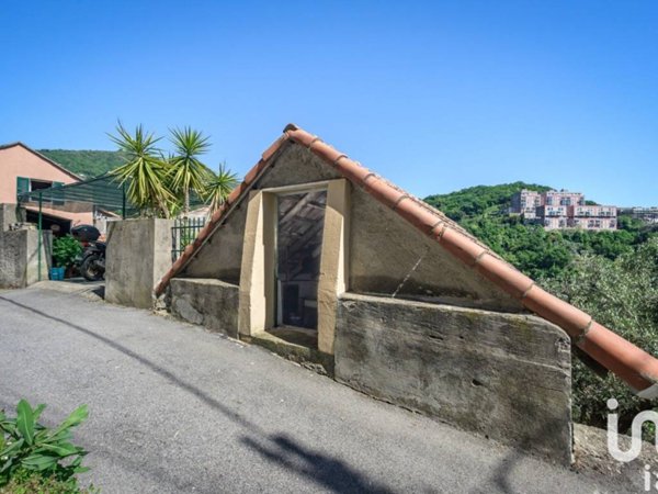 casa indipendente in vendita a Genova