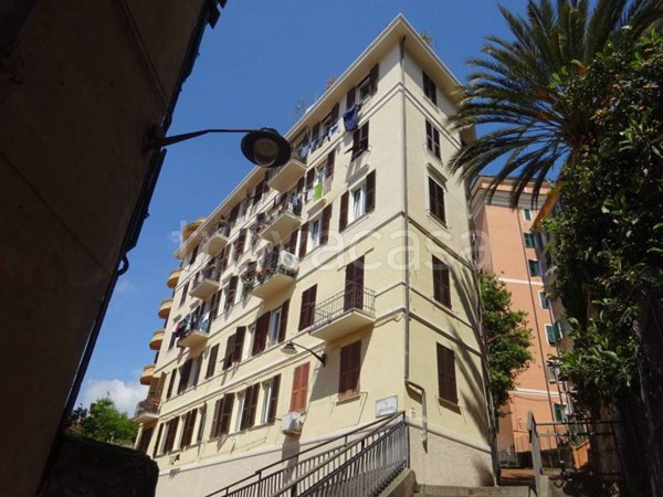 appartamento in vendita a Genova in zona Lagaccio / Granarolo