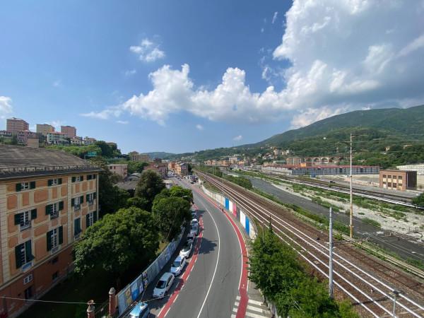 appartamento in vendita a Genova in zona Bolzaneto