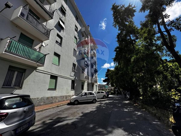appartamento in vendita a Genova in zona Sestri Ponente
