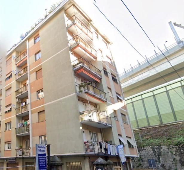 appartamento in vendita a Genova in zona Bolzaneto