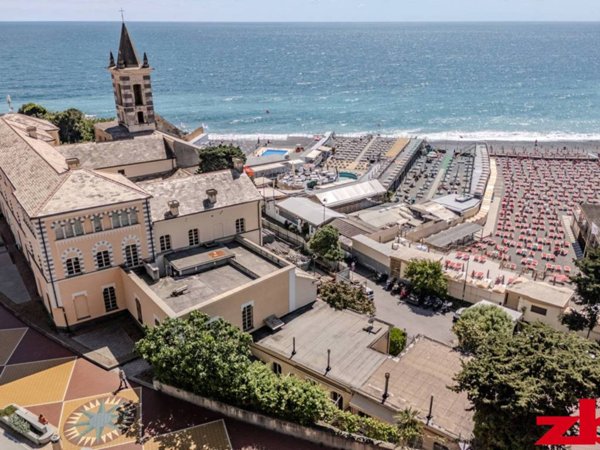 casa indipendente in vendita a Genova in zona Albaro