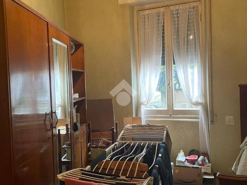 appartamento in vendita a Genova in zona Sestri Ponente