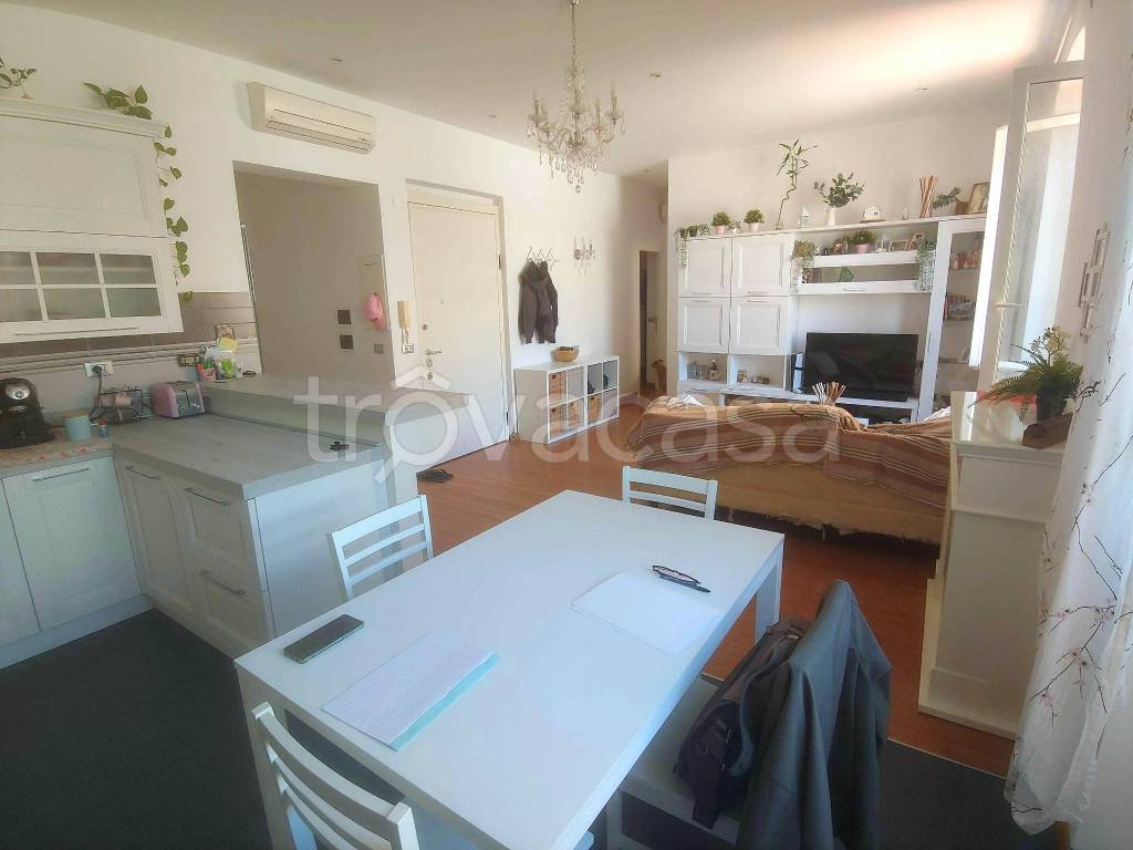 appartamento in vendita a Genova in zona Sampierdarena