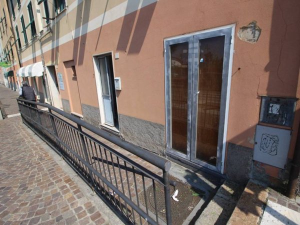 appartamento in vendita a Genova in zona Palmaro / Pra'
