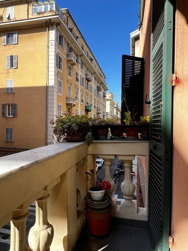 appartamento in vendita a Genova in zona Sampierdarena