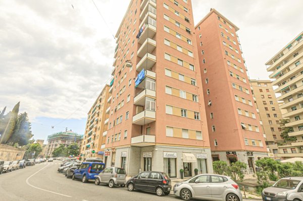 appartamento in vendita a Genova in zona Sampierdarena