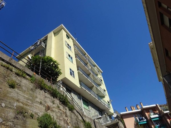 appartamento in vendita a Genova in zona Lagaccio / Granarolo