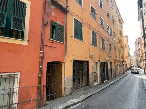 appartamento in vendita a Genova in zona Sestri Ponente