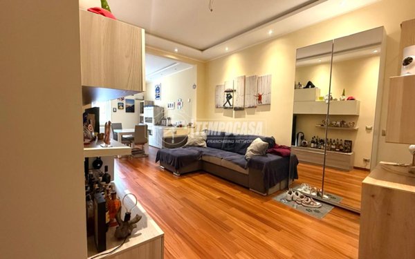 appartamento in vendita a Genova in zona Sestri Ponente